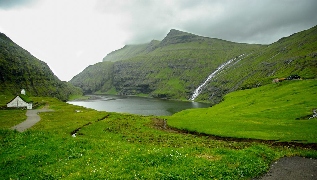 cruise fra Tromsø til Grønland og Island, Bli med Hurtigruten Fram på en unik reiseopplevelse. Ekspedisjonscruise til Færøyene, Island og Spitsbergen – øyhopping i vikingenes fotspor, Cruise i vikingenes fotspor, Færøyene,- Hurtigruten